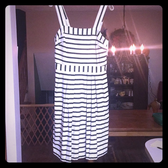 Practically Brand New Eva Mendez Dress Size 4 - Picture 1 of 5